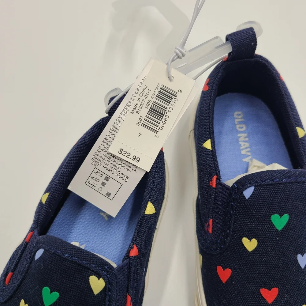NEW Old Navy girls' slip-on heart shoes size 7